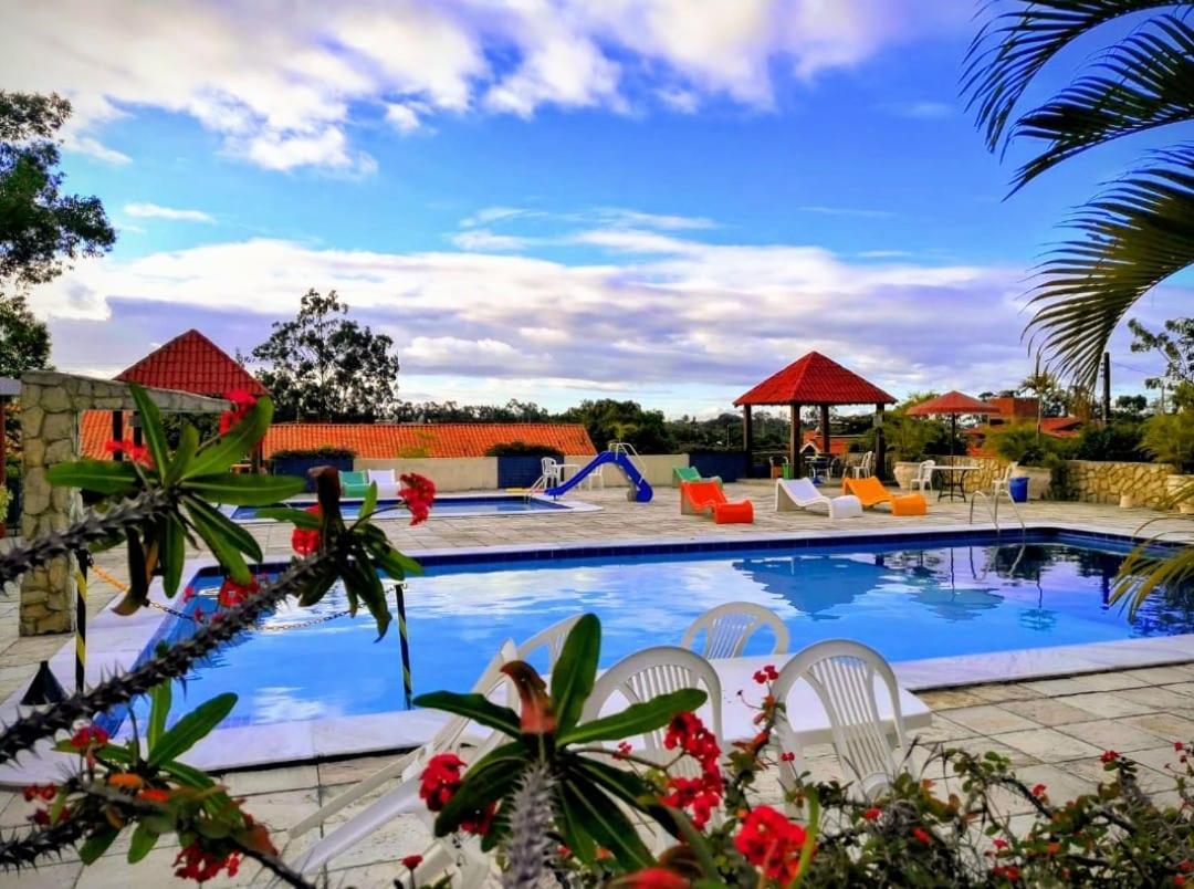 Casa Bela Visao No Condominio Chacara Bariloche Gravata Pe Dış mekan fotoğraf